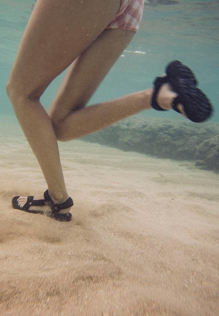 Teva Women's Hurricane Xlt2 Sandal - Image 2