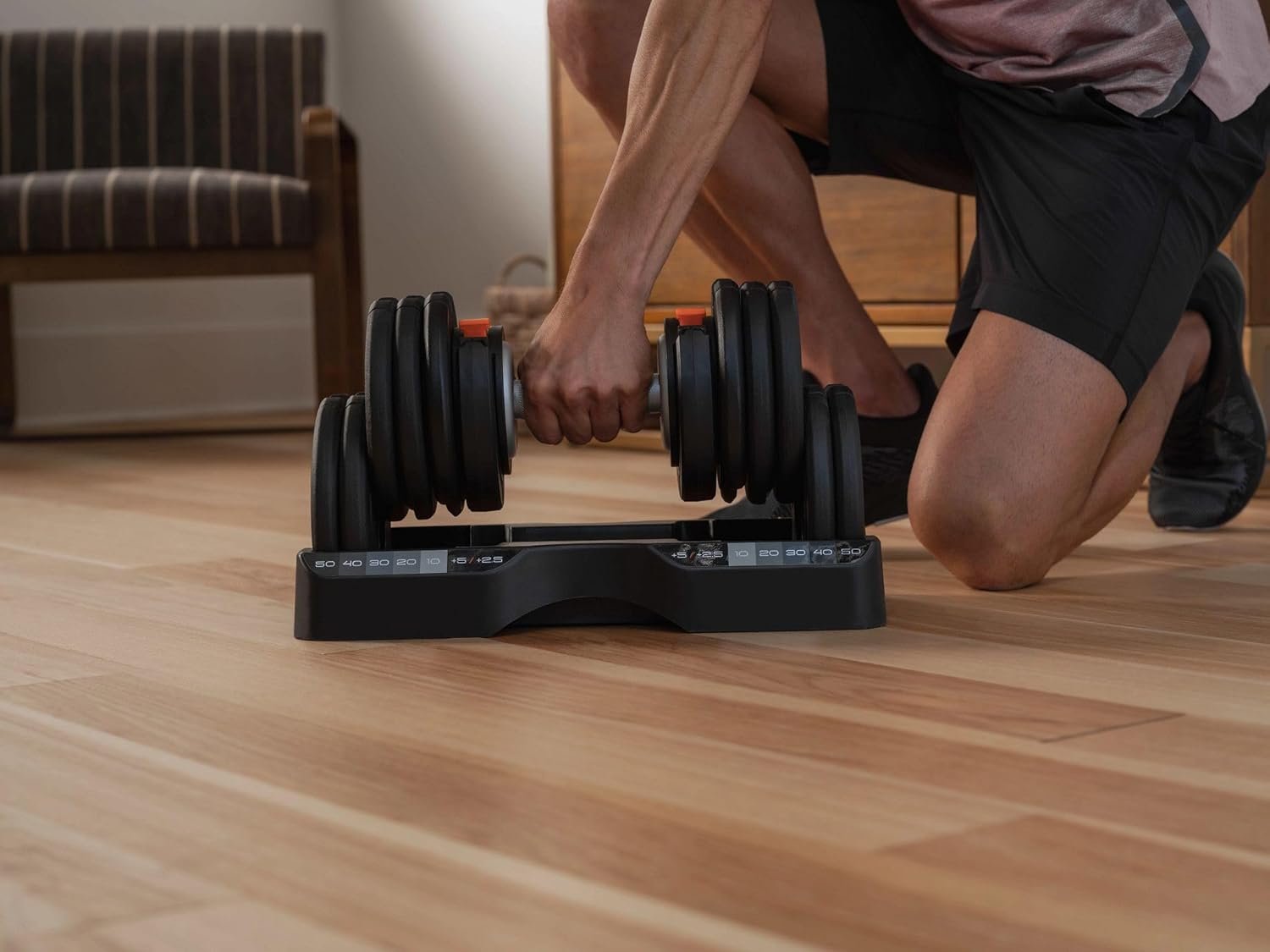 NordicTrack Select-a-Weight Adjustable Dumbbells - Image 4