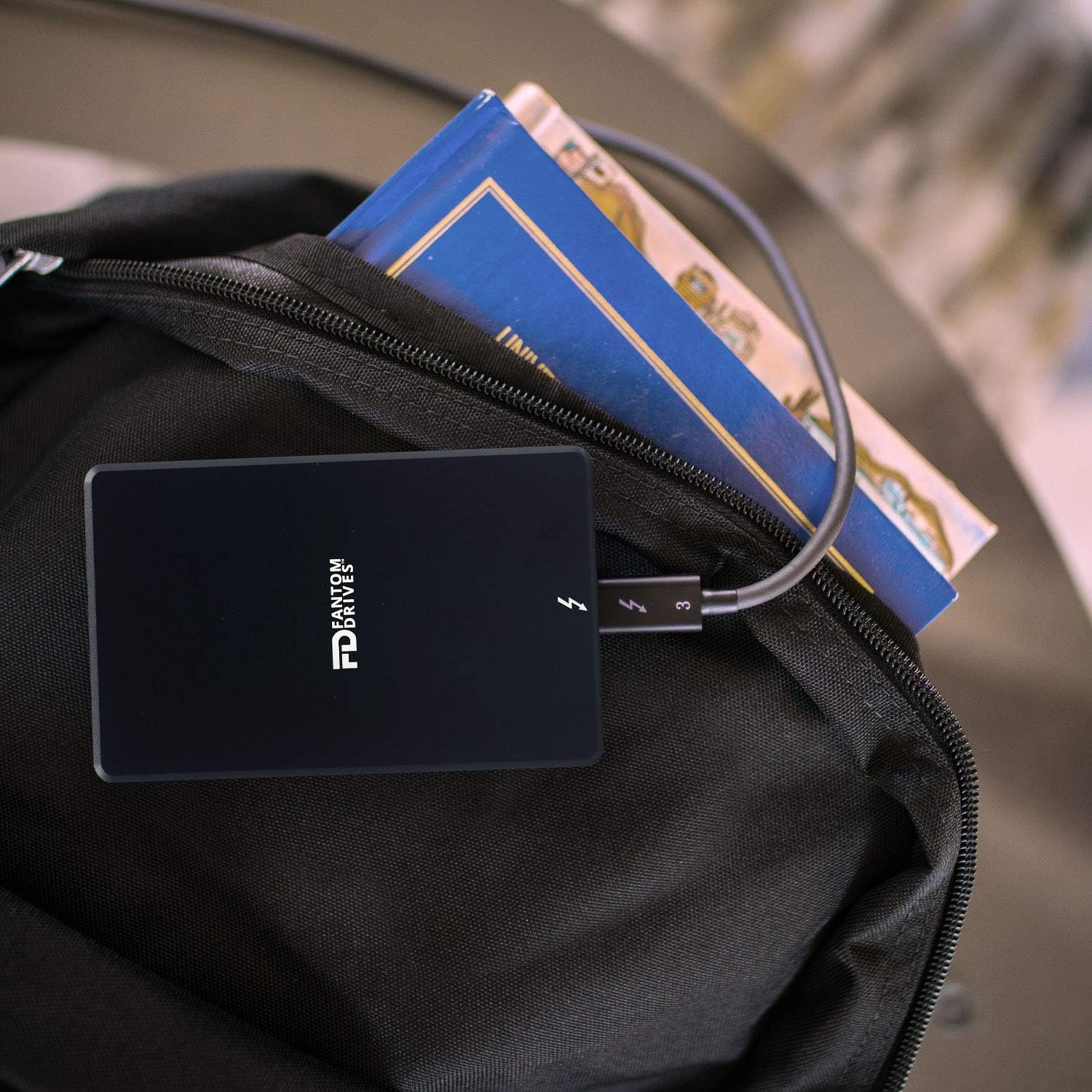 Fantom Drives Extreme 1TB External SSD - 2800MB/s, Thunderbolt 3, USB Type-C, Aluminum, 3D NAND TLC, TB3X-2300N1TB - Image 6