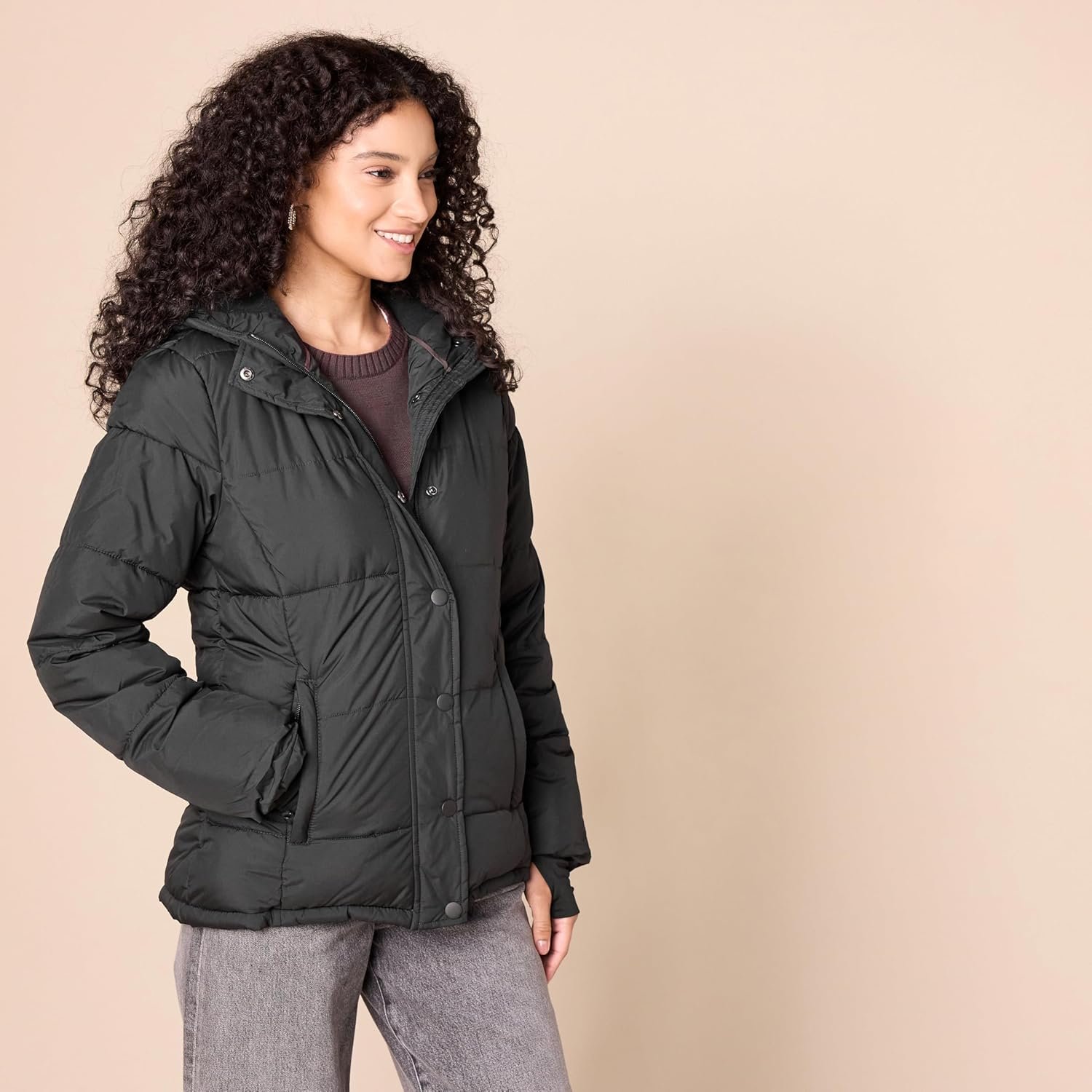 Amazon Essentials Womens Heavyweight Quilted Long-Sleeve Hooded Puffer Coat (Available in Plus Size) - Image 2