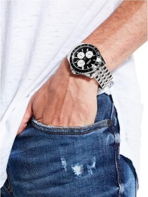 Guess Men’s Analog Watch with Stainless Steel Strap