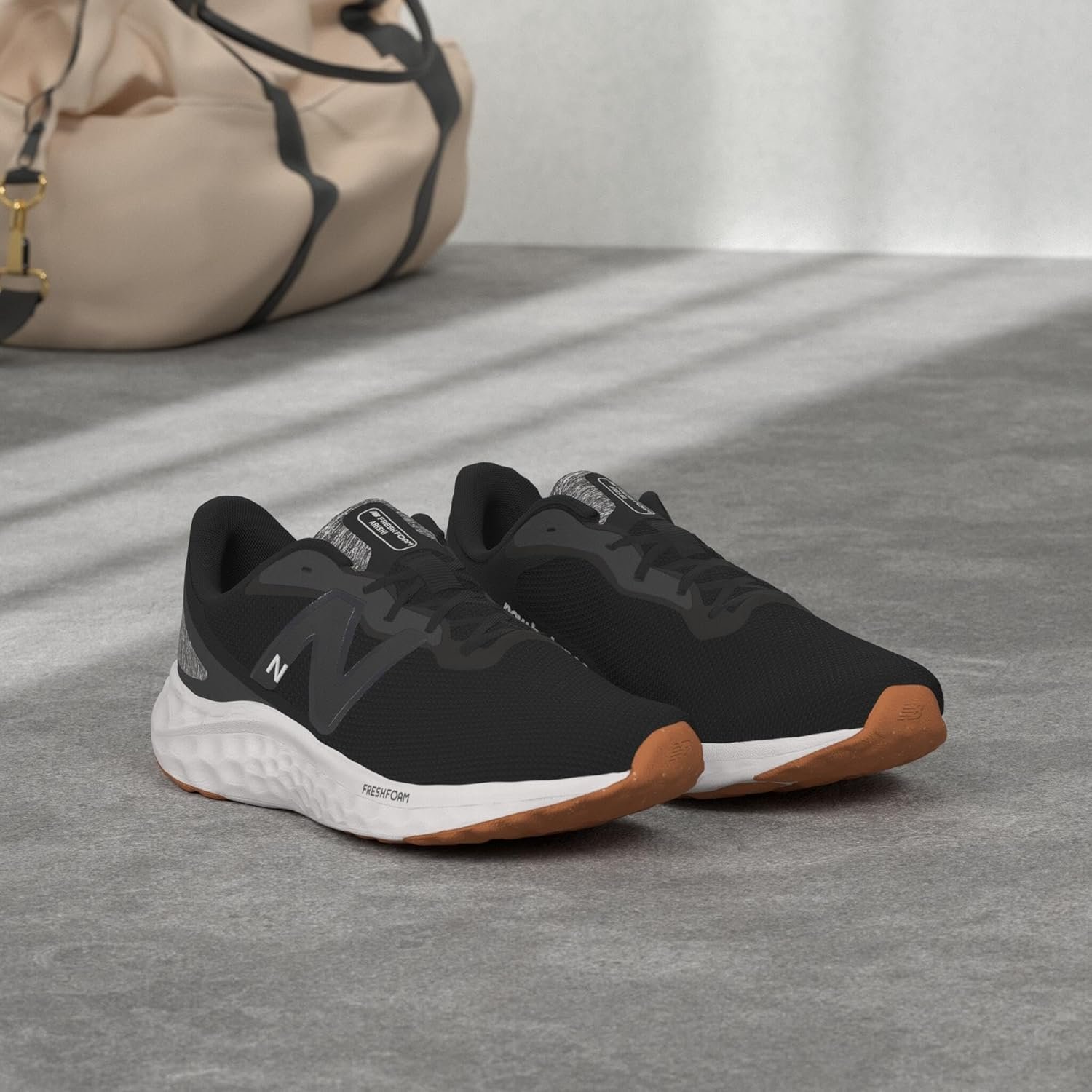 New Balance Mens Fresh Foam Arishi V4 - Image 2