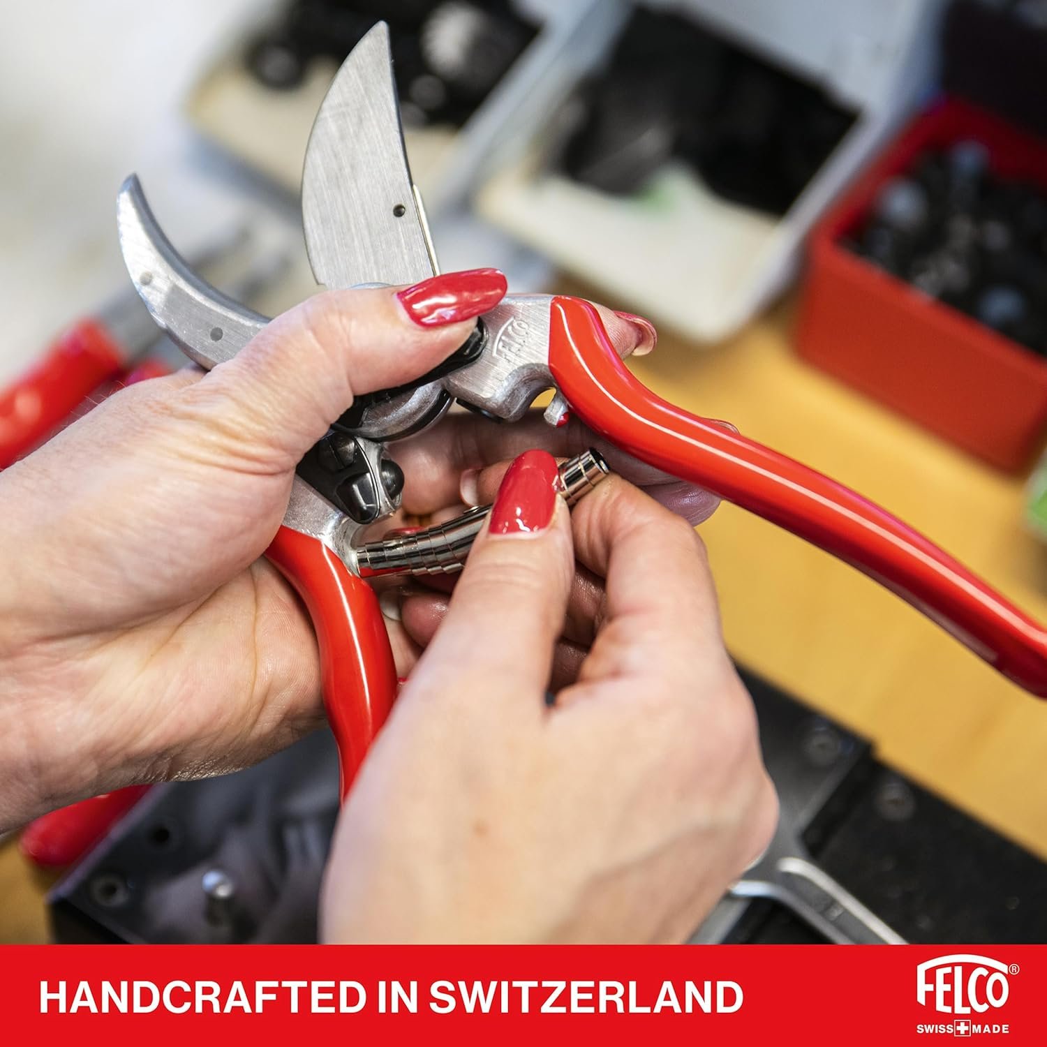 Felco F2 Pruning Shears – 9.25" Swiss-Made Garden Clippers for Professional Pruning | Hand Pruners for Gardening | Garden Tool Cutter with Precision Bypass Blade, Aluminum Body, Replaceable Parts - Image 7