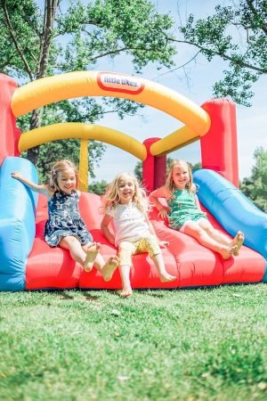 Little Tikes Jump ‘n Slide Inflatable Bouncer Includes Heavy Duty Blower With GFCI, Stakes, Repair Patches, And Storage Bag, for Kids Ages 3-8 Years